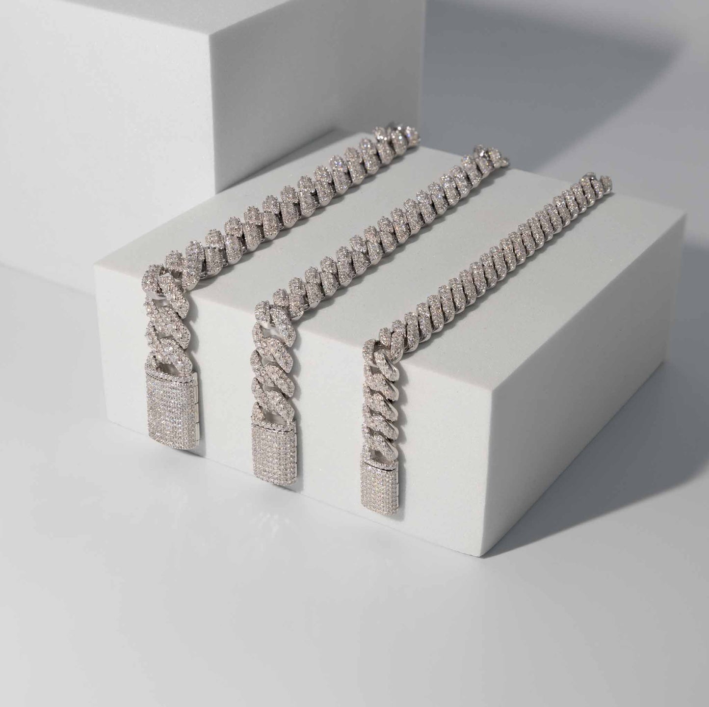 Silver Iced Moissanite Prong Miami Cuban Chain 8mm